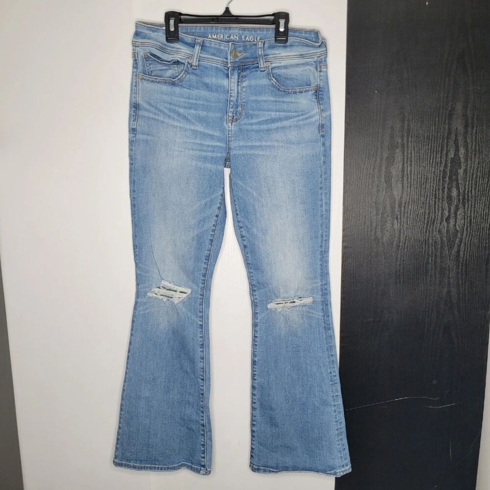 American Eagle Distressed Kick Boot Size 8 Short